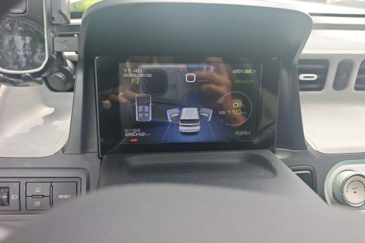 Used Wuling Hongguang MINIEV 2021 Macaron Premium Model – Lithium Iron Phosphate Instrument Cluster