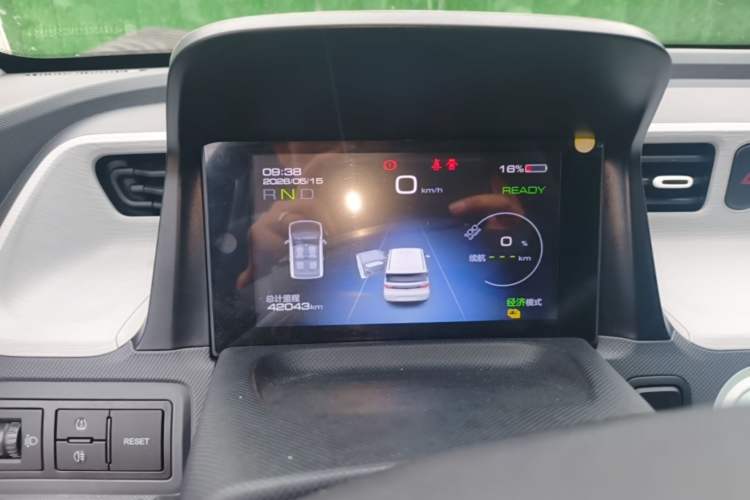 Used Wuling Hongguang MINIEV 2021 Macaron Fashion Model Lithium Iron Phosphate Instrument Cluster