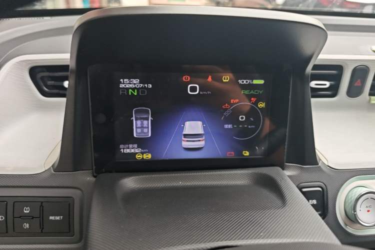 Used Wuling Hongguang MINIEV 2021 Macaron Premium Model – Lithium Iron Phosphate Instrument Cluster