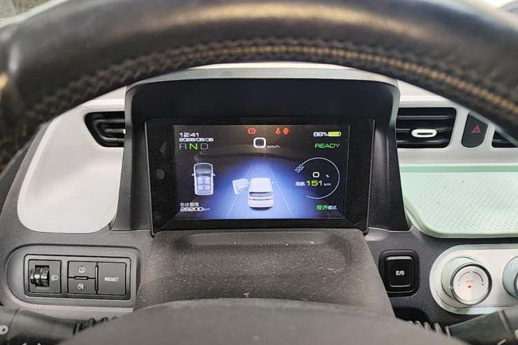 Used Wuling Hongguang MINIEV 2021 Macaron Premium Model – Lithium Iron Phosphate Instrument Cluster