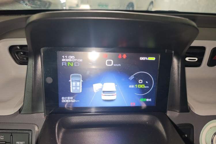 Used Wuling Hongguang MINIEV 2021 Macaron Premium Model – Lithium Iron Phosphate Instrument Cluster
