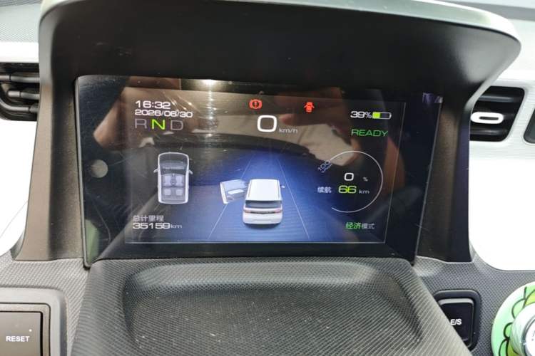 Used Wuling Hongguang MINIEV 2021 Macaron Premium Model – Lithium Iron Phosphate Instrument Cluster