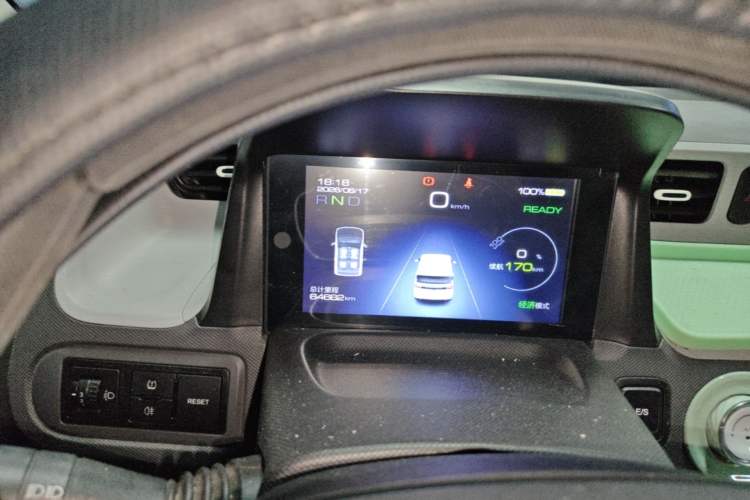 Used Wuling Hongguang MINIEV 2021 Macaron Premium Model – Lithium Iron Phosphate Instrument Cluster