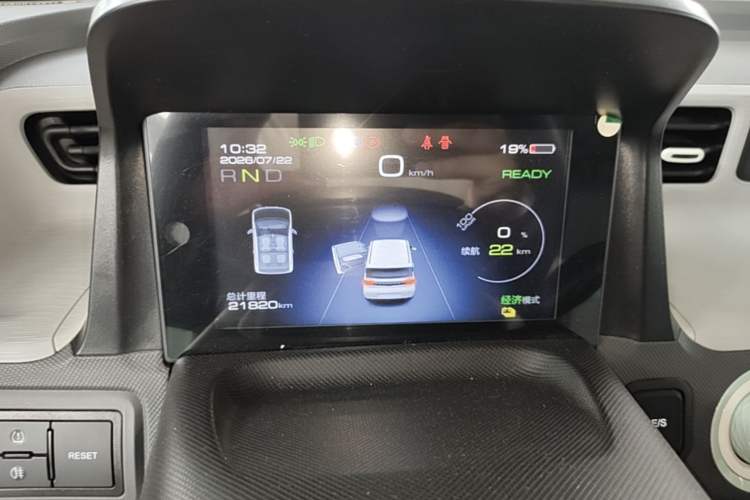 Used Wuling Hongguang MINIEV 2021 Macaron Fashion Model Lithium Iron Phosphate Instrument Cluster