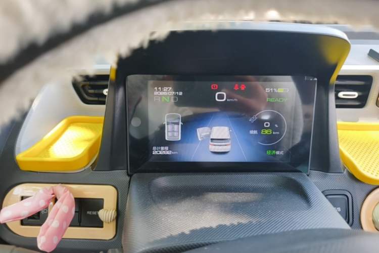 Used Wuling Hongguang MINIEV 2021 Macaron Premium Model – Lithium Iron Phosphate Instrument Cluster