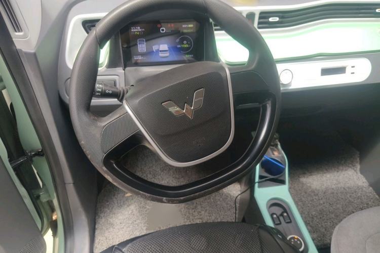 Used Wuling Hongguang MINIEV 2021 Macaron Premium Model – Lithium Iron Phosphate Interior 1