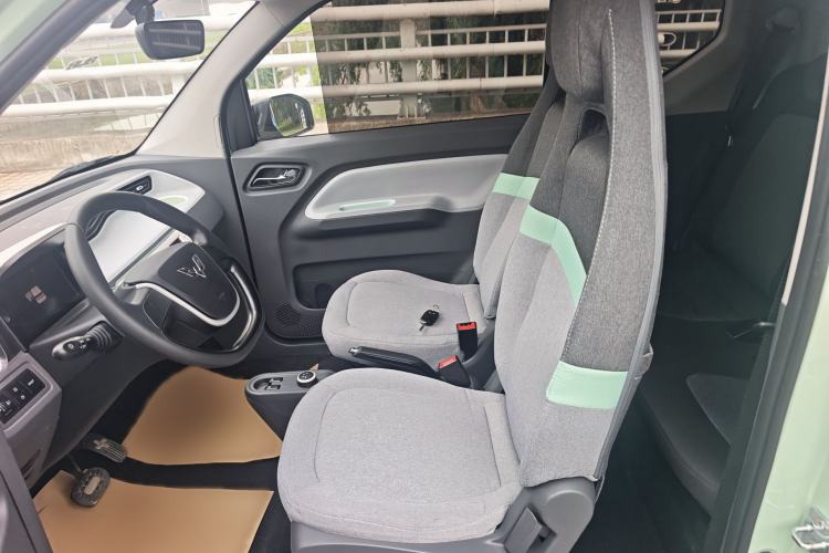 Used Wuling Hongguang MINIEV 2021 Macaron Premium Model – Lithium Iron Phosphate Interior 1