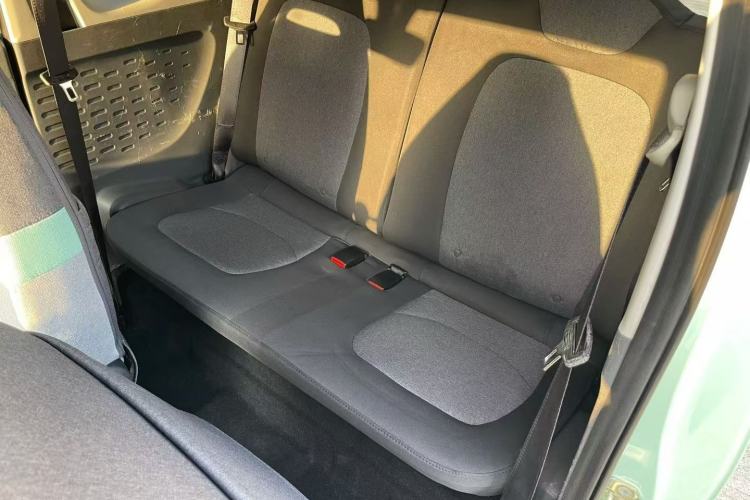 Used Wuling Hongguang MINIEV 2021 Macaron Premium Model – Lithium Iron Phosphate Interior 2