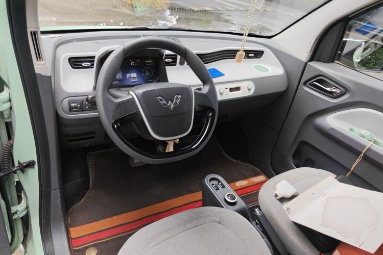 Used Wuling Hongguang MINIEV 2021 Macaron Fashion Edition Lithium-Ion Battery Interior 2