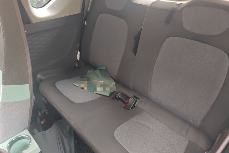 Used Wuling Hongguang MINIEV 2021 Macaron Premium Model – Lithium Iron Phosphate Interior 4