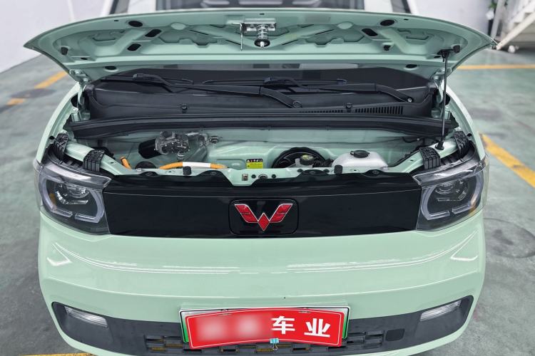 Used Wuling Hongguang MINIEV 2021 Macaron Sandwich Model 120 km Lithium Iron Phosphate Interior 5