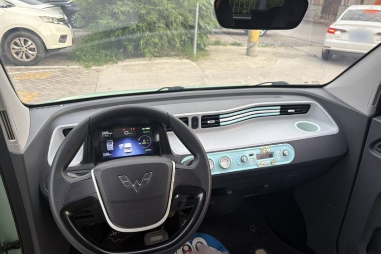 Used Wuling Hongguang MINIEV 2021 Macaron Sandwich Model 170 km Lithium Iron Phosphate Interior 7