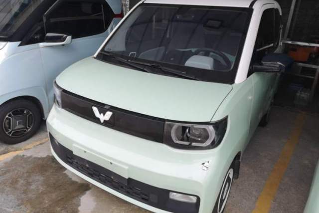 Used Wuling Hongguang MINIEV 2021 Macaron Premium Model – Lithium Iron Phosphate