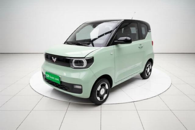 Ojetý Wuling Hongguang MINIEV 2021 Macaron Fashion Model Lithium Iron Phosphate