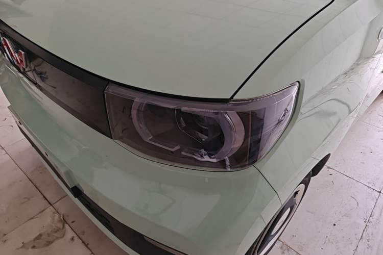 Used Wuling Hongguang MINIEV 2021 Macaron Fashion Model Lithium Iron Phosphate Left Front Headlight