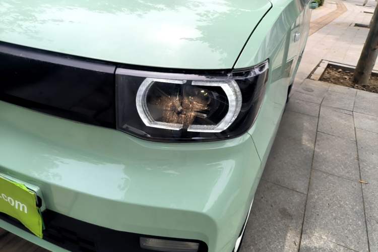 Used Wuling Hongguang MINIEV 2021 Macaron Premium Model – Lithium Iron Phosphate Left Front Headlight