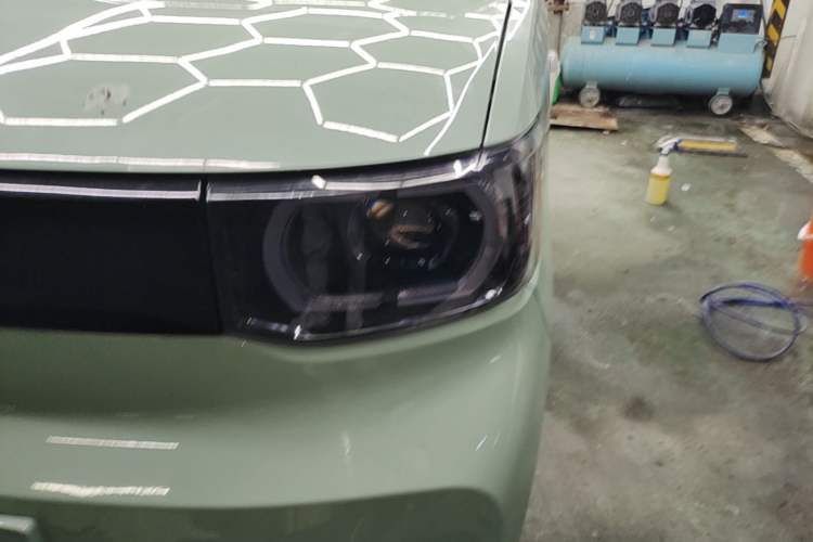 Used Wuling Hongguang MINIEV 2021 Macaron Fashion Model Lithium Iron Phosphate Left Front Headlight