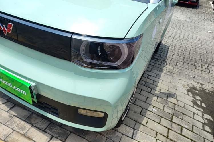 Used Wuling Hongguang MINIEV 2021 Macaron Fashion Model Lithium Iron Phosphate Left Front Headlight
