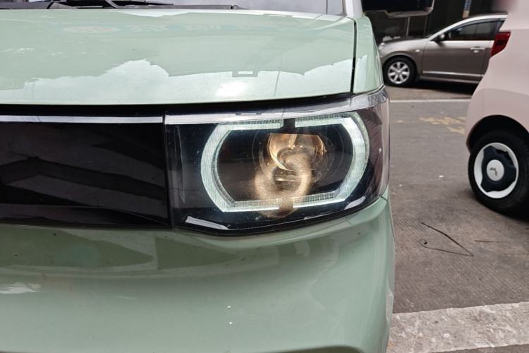 Used Wuling Hongguang MINIEV 2021 Macaron Premium Model – Lithium-NMC Left Front Headlight