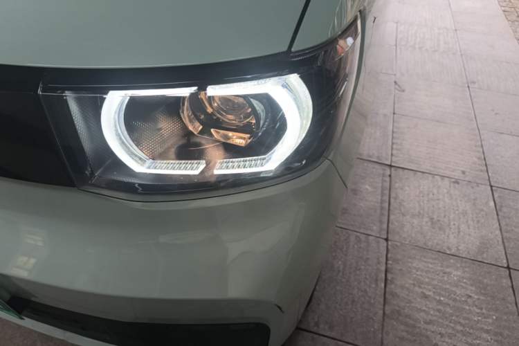 Used Wuling Hongguang MINIEV 2021 Macaron Premium Model – Lithium Iron Phosphate Left Front Headlight