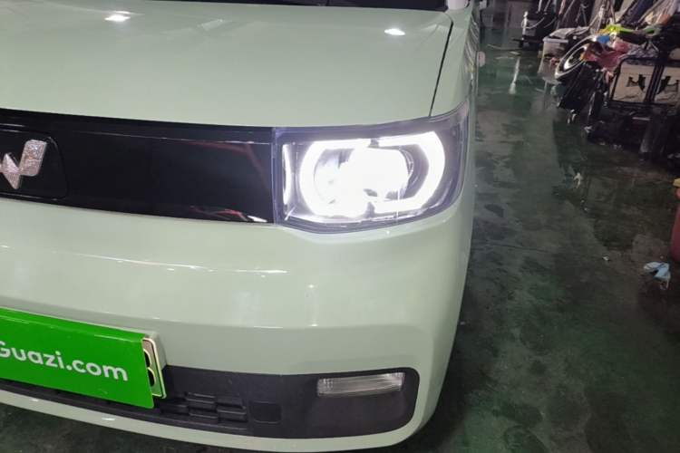 Used Wuling Hongguang MINIEV 2021 Macaron Premium Model – Lithium Iron Phosphate Left Front Headlight