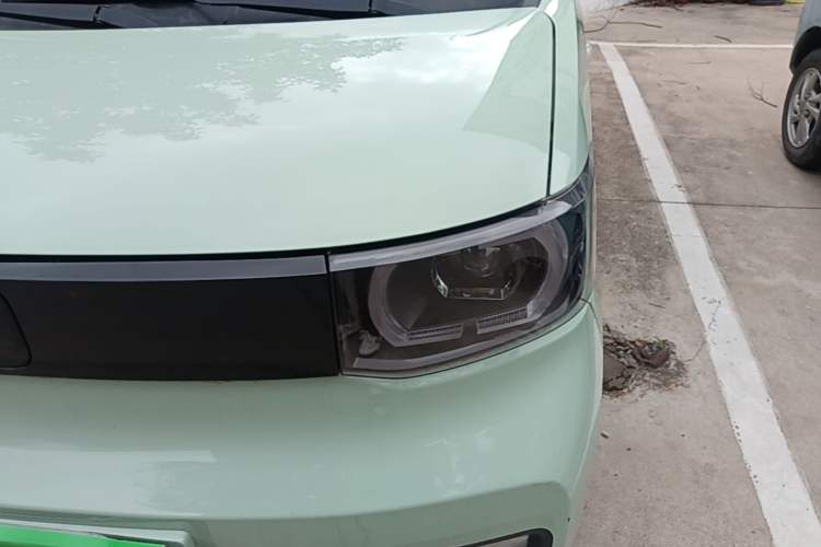 Used Wuling Hongguang MINIEV 2021 Macaron Fashion Model Lithium Iron Phosphate Left Front Headlight