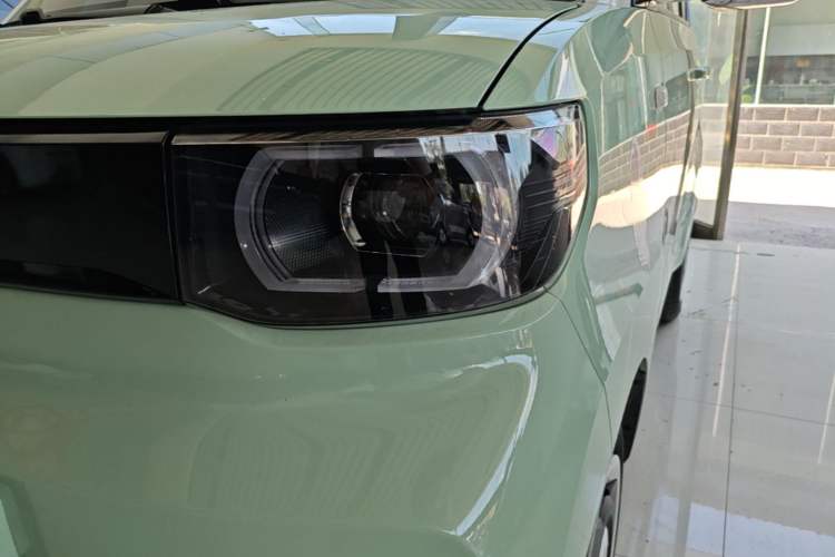Used Wuling Hongguang MINIEV 2021 Macaron Premium Model – Lithium Iron Phosphate Left Front Headlight