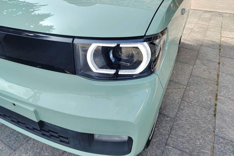 Used Wuling Hongguang MINIEV 2021 Macaron Fashion Model Lithium Iron Phosphate Left Front Headlight
