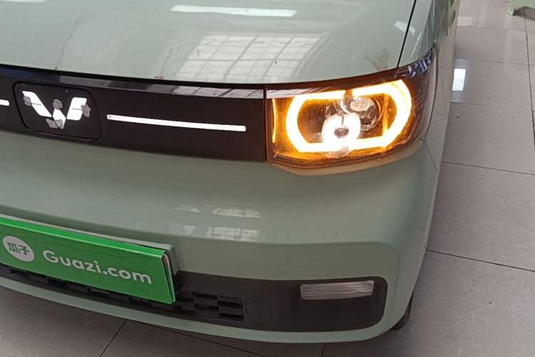 Used Wuling Hongguang MINIEV 2021 Macaron Fashion Model Lithium Iron Phosphate Left Front Headlight