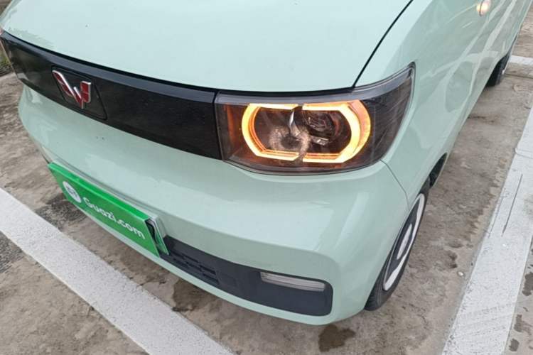 Used Wuling Hongguang MINIEV 2021 Macaron Premium Model – Lithium Iron Phosphate Left Front Headlight