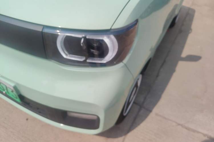 Used Wuling Hongguang MINIEV 2021 Macaron Premium Model – Lithium Iron Phosphate Left Front Headlight