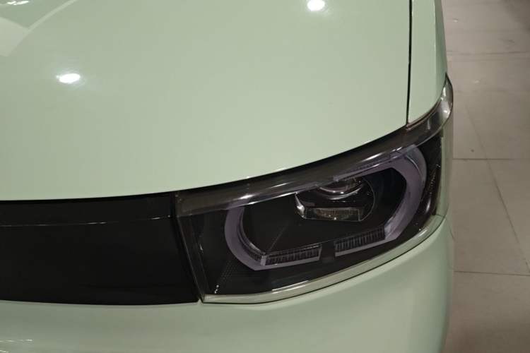Used Wuling Hongguang MINIEV 2021 Macaron Premium Model – Lithium Iron Phosphate Left Front Headlight