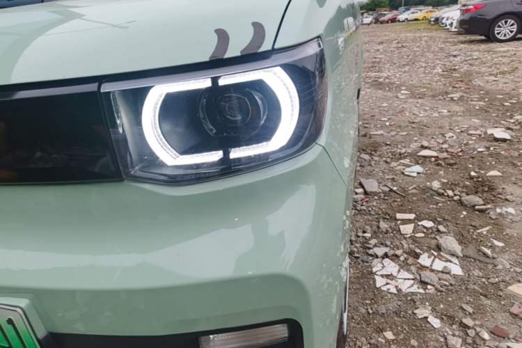 Used Wuling Hongguang MINIEV 2021 Macaron Fashion Model Lithium Iron Phosphate Left Front Headlight