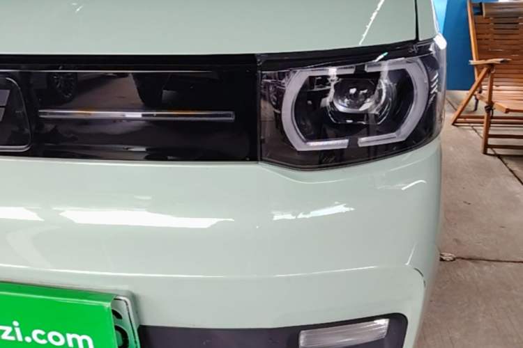 Used Wuling Hongguang MINIEV 2021 Macaron Premium Model – Lithium Iron Phosphate Left Front Headlight