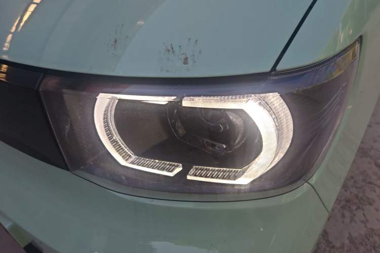 Used Wuling Hongguang MINIEV 2021 Macaron Fashion Model Lithium Iron Phosphate Left Front Headlight