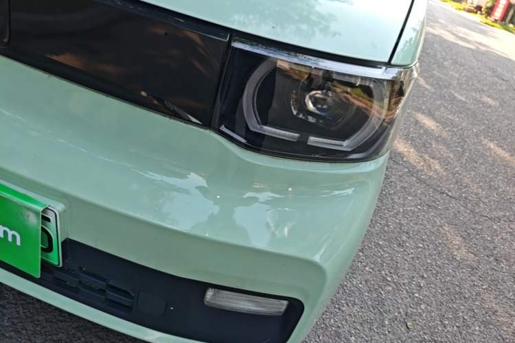 Used Wuling Hongguang MINIEV 2021 Macaron Fashion Model Lithium Iron Phosphate Left Front Headlight