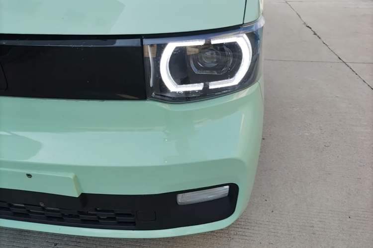 Used Wuling Hongguang MINIEV 2021 Macaron Premium Model – Lithium Iron Phosphate Left Front Headlight