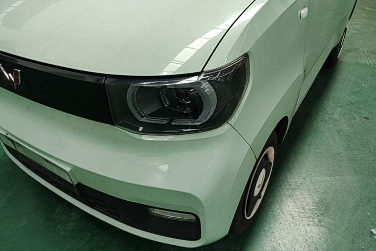 Used Wuling Hongguang MINIEV 2021 Macaron Premium Model – Lithium Iron Phosphate Left Front Headlight