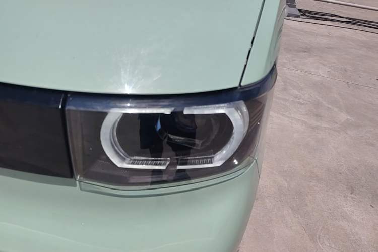 Used Wuling Hongguang MINIEV 2021 Macaron Fashion Model Lithium Iron Phosphate Left Front Headlight