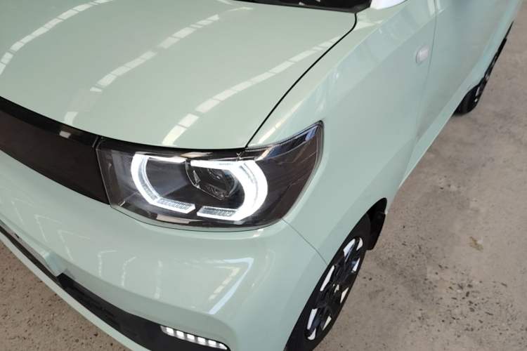 Used Wuling Hongguang MINIEV 2021 Macaron Premium Model – Lithium Iron Phosphate Left Front Headlight