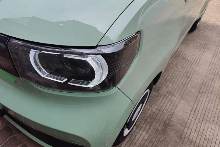 Used Wuling Hongguang MINIEV 2021 Macaron Premium Model – Lithium Iron Phosphate Left Front Headlight