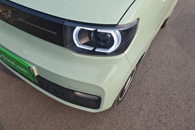 Used Wuling Hongguang MINIEV 2021 Macaron Sandwich Model 170 km Lithium Iron Phosphate Left Front Headlight