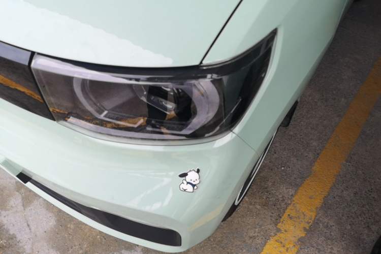 Used Wuling Hongguang MINIEV 2021 Macaron Premium Model – Lithium Iron Phosphate Left Front Headlight