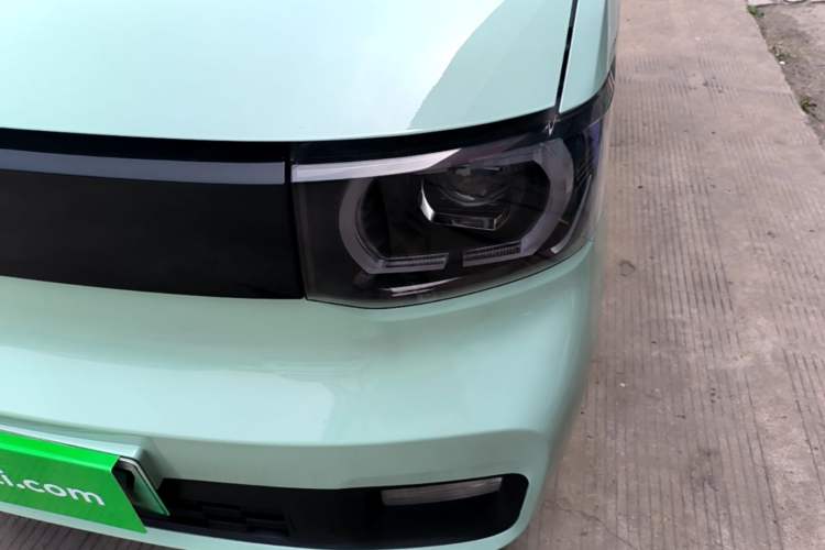 Used Wuling Hongguang MINIEV 2021 Macaron Premium Model – Lithium-NMC Left Front Headlight