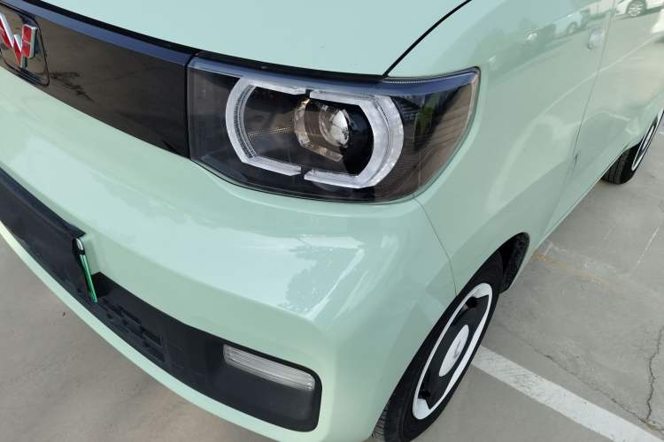 Used Wuling Hongguang MINIEV 2021 Macaron Premium Model – Lithium Iron Phosphate Left Front Headlight
