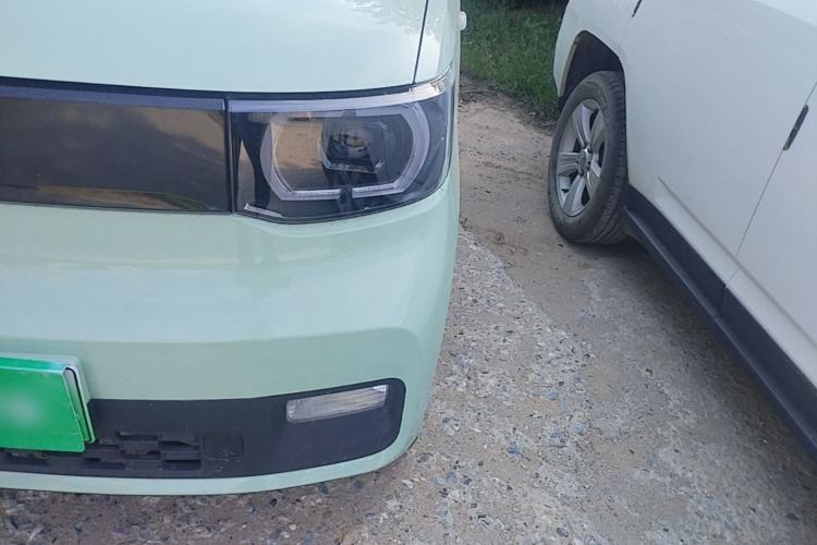 Used Wuling Hongguang MINIEV 2021 Macaron Fashion Model Lithium Iron Phosphate Left Front Headlight