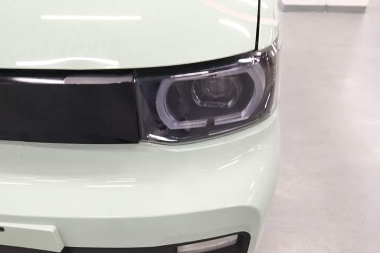 Used Wuling Hongguang MINIEV 2021 Macaron Premium Model – Lithium Iron Phosphate Left Front Headlight