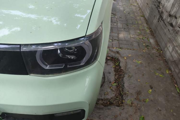 Used Wuling Hongguang MINIEV 2021 Macaron Premium Model – Lithium Iron Phosphate Left Front Headlight