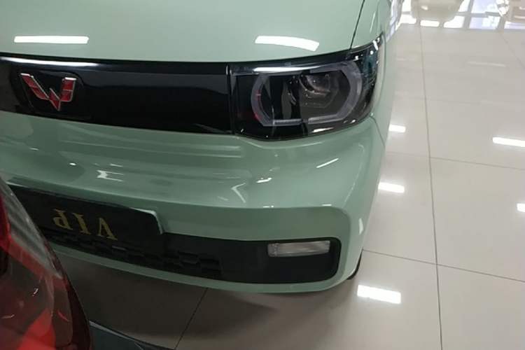 Used Wuling Hongguang MINIEV 2021 Macaron Premium Model – Lithium Iron Phosphate Left Front Headlight
