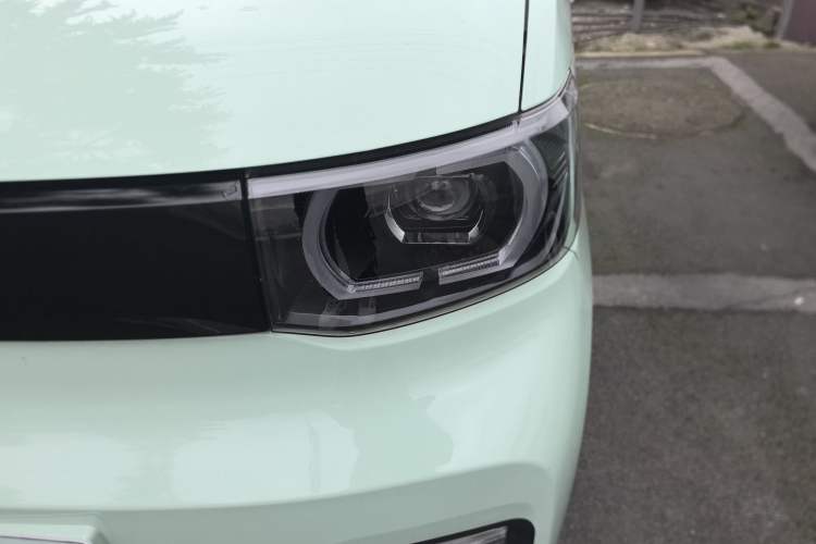 Used Wuling Hongguang MINIEV 2021 Macaron Fashion Model Lithium Iron Phosphate Left Front Headlight